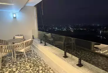 Furnished Apartment For sale - 4 rooms - floor 18