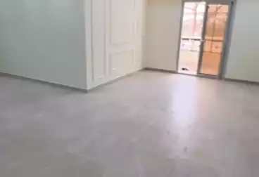 Apartment with Garden For sale - 3 rooms - floor 0