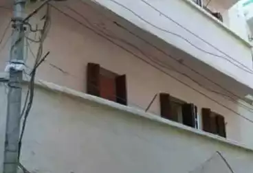 House / Home For sale - 6 rooms