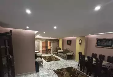 شقق للبيع - 3 غرف - بالدور 8