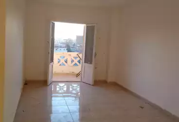 Apartments For sale - 3 rooms - floor 1