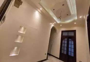 Apartments For sale - 4 rooms - floor 2