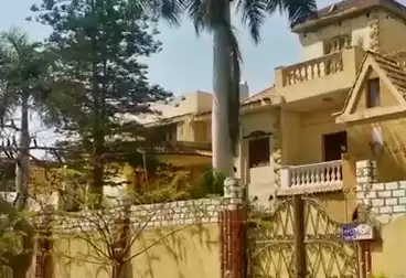 Garden Villa For sale - 6 rooms