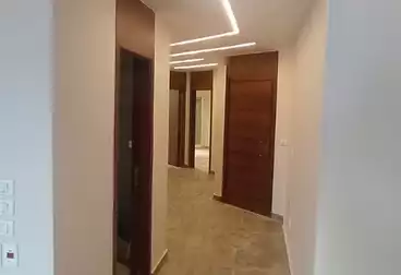 إداري للإيجار - 5 غرف - بالدور 4
