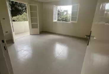 undefined undefined - 2 rooms - floor 3