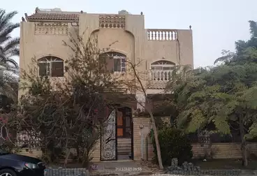 Separate Villa For sale - 5 rooms