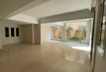 Apartment with Garden For sale - 3 rooms - floor 0