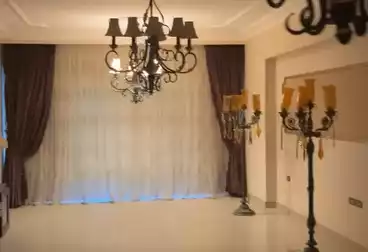 Furnished Apartment For sale - 3 rooms - floor 6