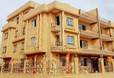 Apartments For sale - 4 rooms - floor 1