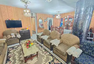 Apartments For sale - 2 rooms - floor 8