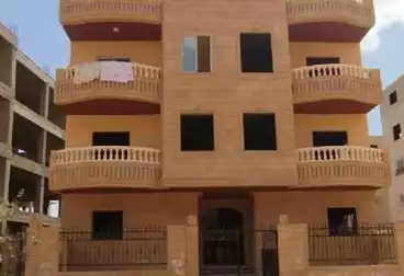 Apartment with Garden For sale - 3 rooms - floor 0