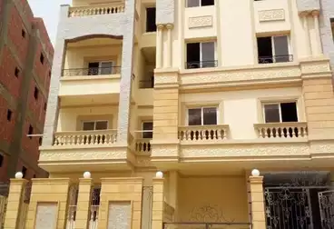 Apartment with Garden For sale - 2 rooms - floor 0