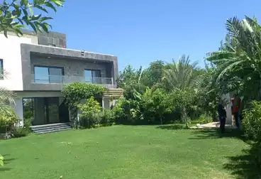 Garden Villa For sale - 6 rooms
