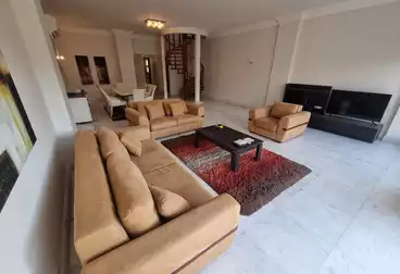 Penthouse For rent - 4 rooms - floor 5