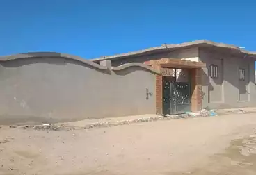 Building For sale - 4 rooms