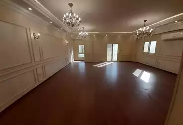 Apartment with Garden For sale - 3 rooms - floor 2