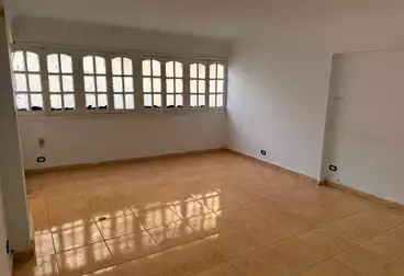 شقق للبيع - 3 غرف - بالدور 3