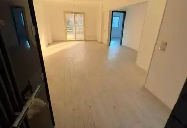 Apartments For rent - 3 rooms - floor 3