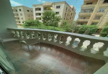 Apartments For sale - 3 rooms - floor 1
