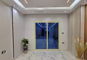 إداري للبيع - 3 غرف - بالدور 4