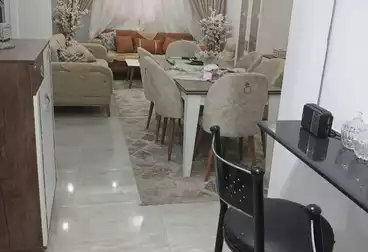 Apartments For sale - 2 rooms - floor 11