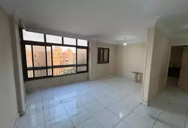 Apartments For sale - 3 rooms - floor 5