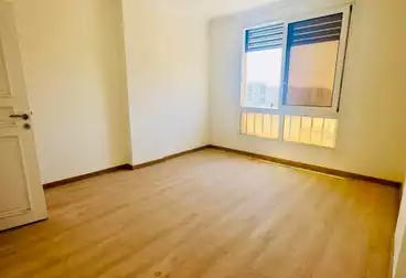 Apartments For sale - 3 rooms - floor 3