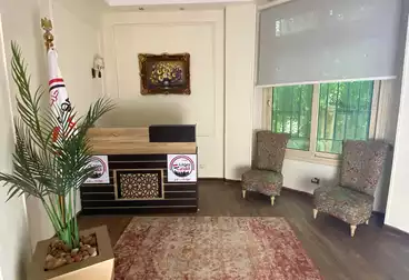 دوبلكس للإيجار - 6 غرف - بالدور 0