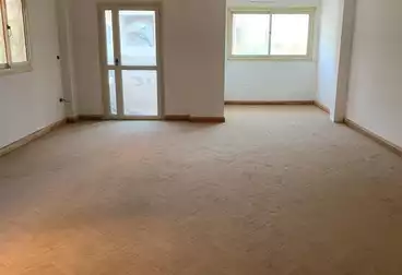 Apartments For sale - 3 rooms - floor 1