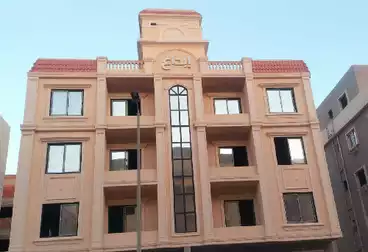 شقق للبيع - 3 غرف - بالدور 1