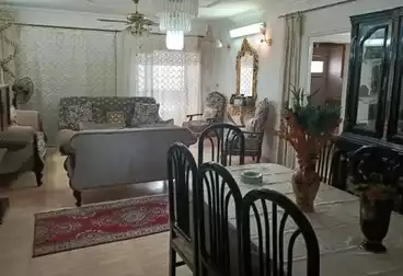 Furnished Apartment For sale - 3 rooms - floor 6
