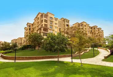Apartment with Garden For sale - 3 rooms - floor 0