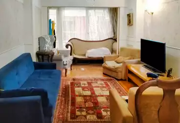 Apartments For sale - 3 rooms - floor 1