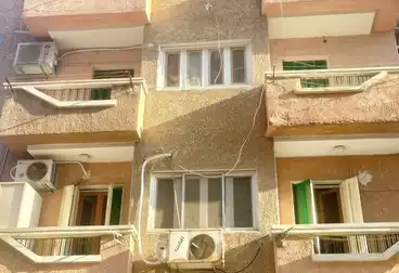 House / Home For sale - 3 rooms