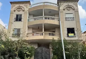 Apartments For sale - 3 rooms - floor 1