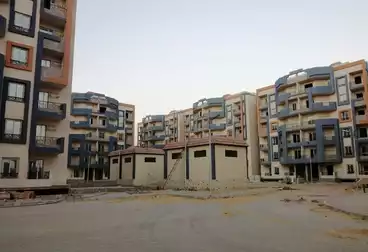 Apartment with Garden For sale - 3 rooms - floor 0
