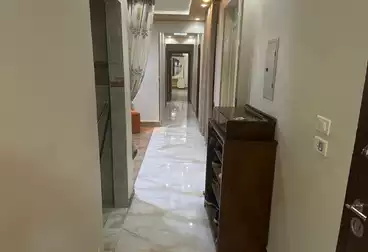 Apartments For sale - 3 rooms - floor 1