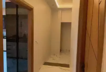Apartments For sale - 3 rooms - floor 4