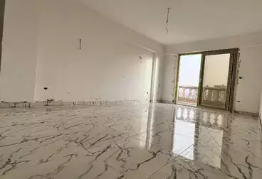Apartments For sale - 2 rooms - floor 8