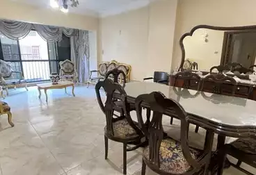 شقق مفروشة للبيع - 2 غرف - بالدور 3