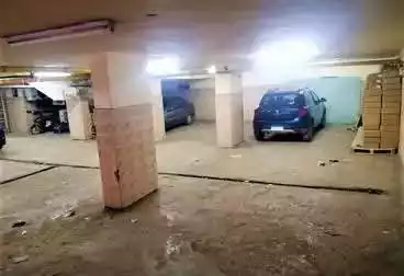 جراج للبيع