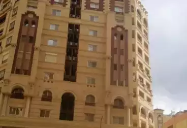 شقق للبيع - 3 غرف - بالدور 8