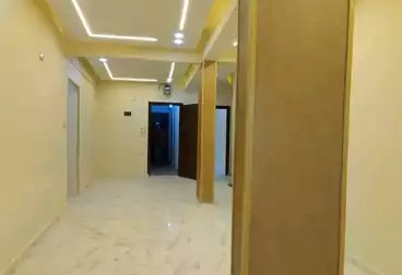 Apartments For sale - 3 rooms - floor 1