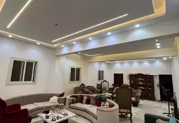 Apartment with Garden For sale - 3 rooms - floor 1