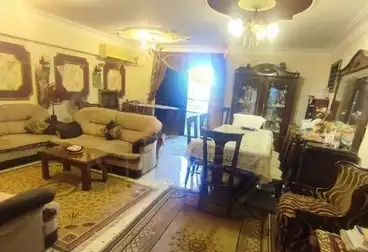 Apartments For sale - 3 rooms - floor 8