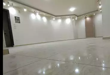 undefined undefined - 2 rooms - floor 8