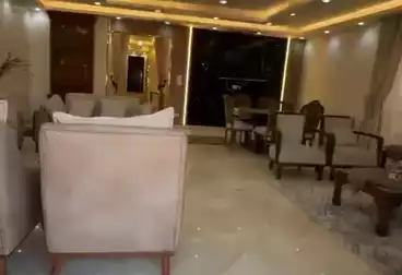 Furnished Apartment For sale - 3 rooms - floor 7