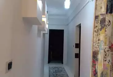 Apartments For sale - 3 rooms - floor 5