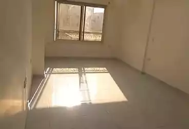Apartments For rent - 2 rooms - floor 5