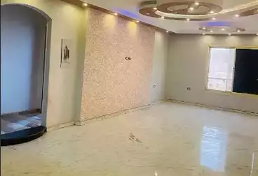 شقق للبيع - 3 غرف - بالدور 1